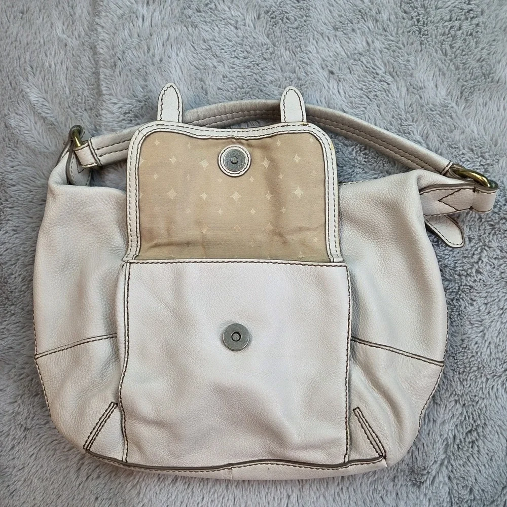 Fossil Hobo Bag Womens OS Pebbled Leather Buckle Front Pocket Shoulder Bag White
